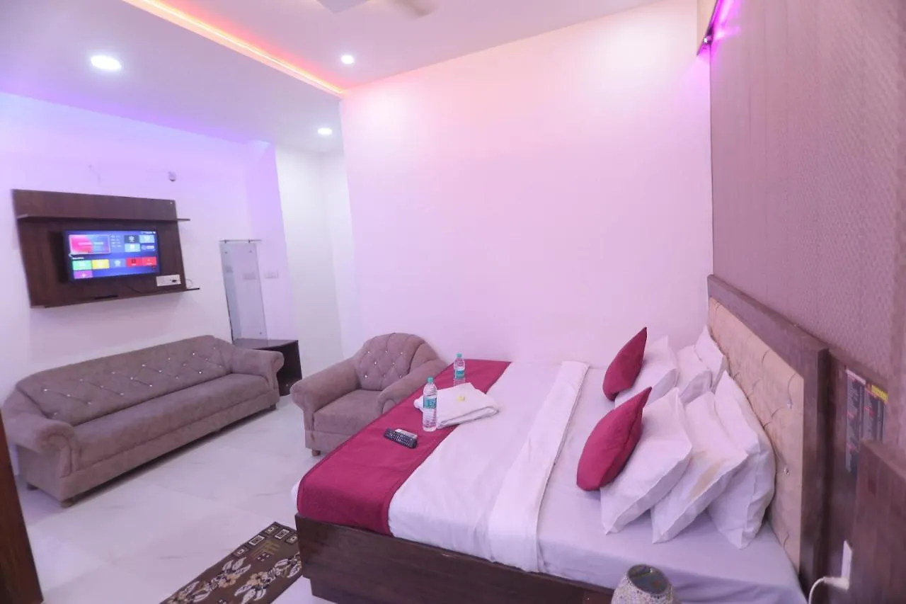 Taj Angel Homestay & Dormitories Tajganj