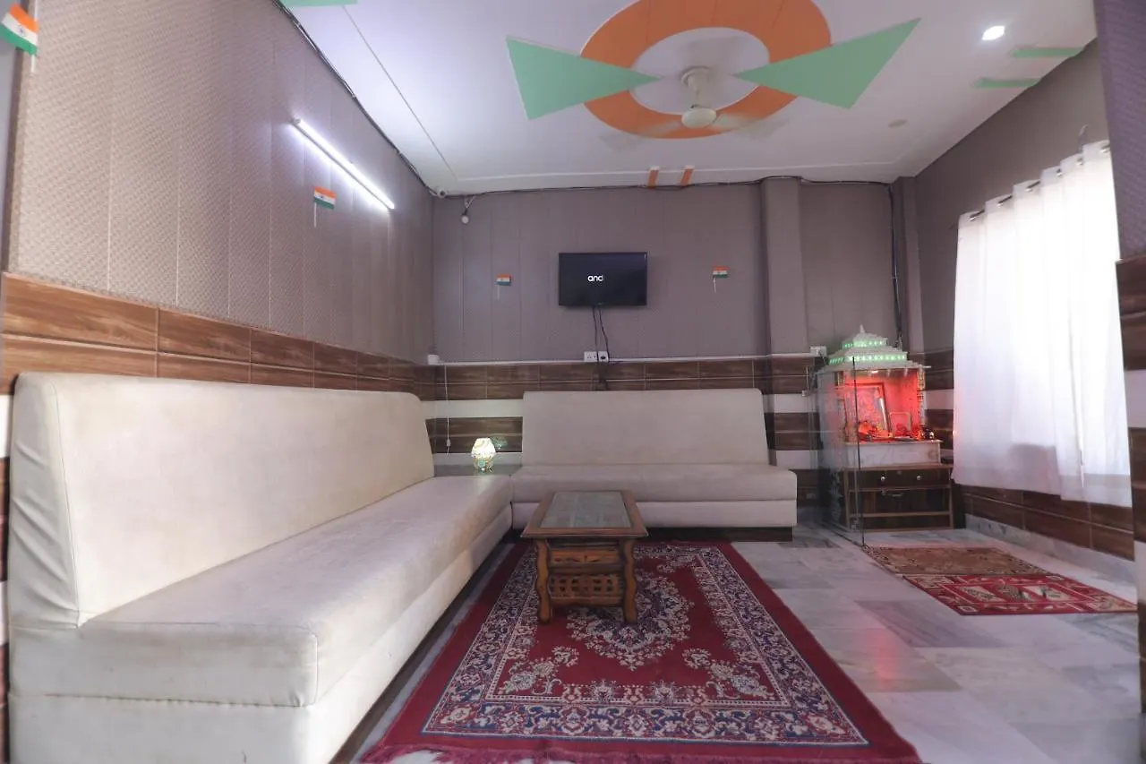 Taj Angel Homestay & Dormitories Tajganj