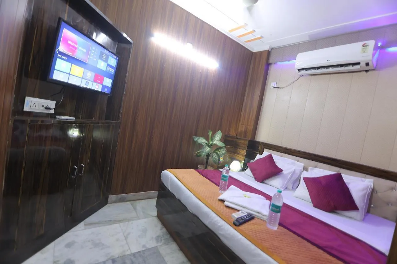 Taj Angel Homestay & Dormitories Tajganj India